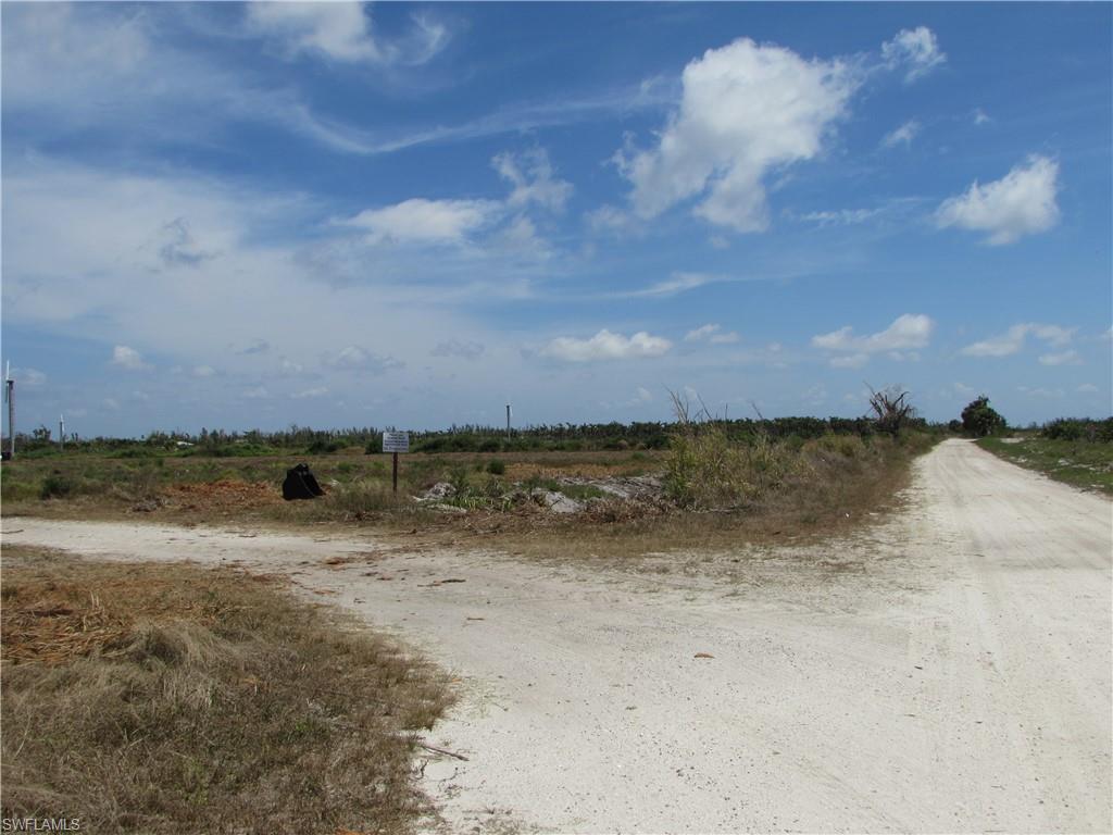 KREAMERS SUBD - Land