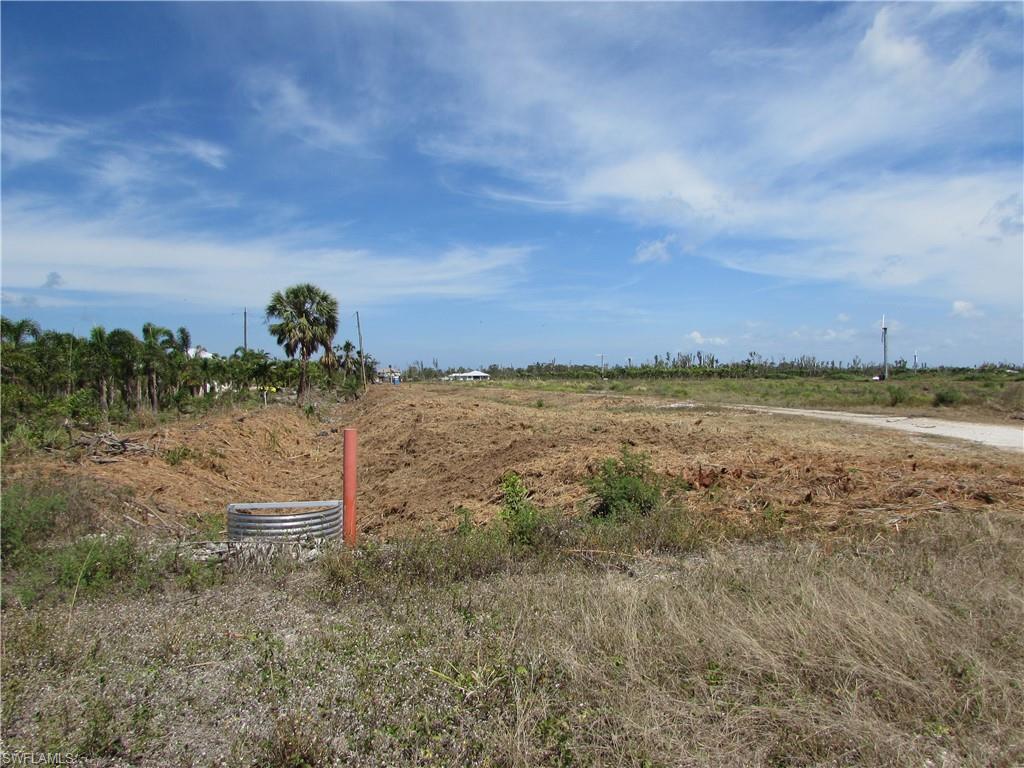 KREAMERS SUBD - Land