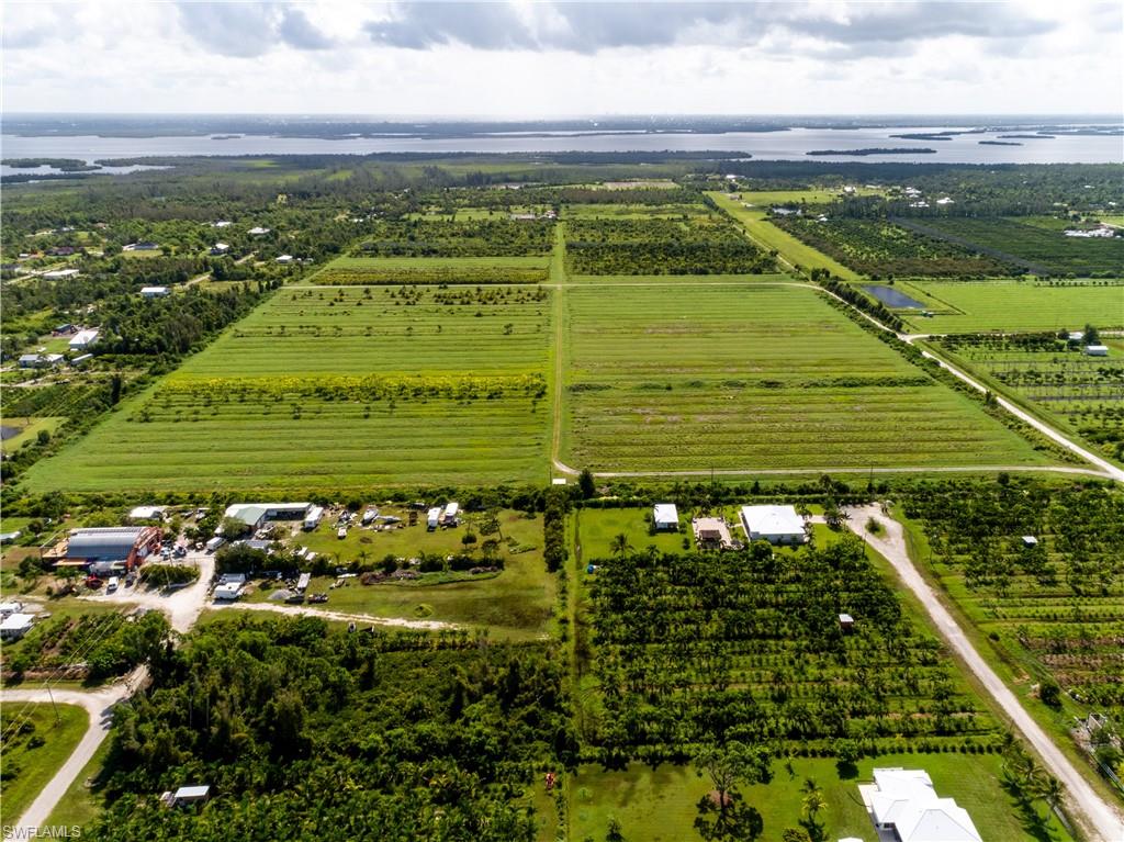 KREAMERS SUBD - Land