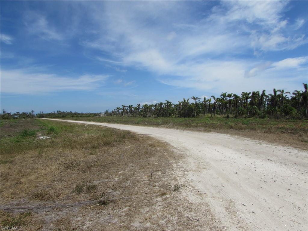 KREAMERS SUBD - Land