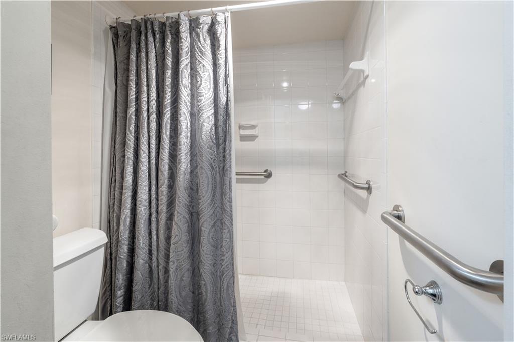 RIVIERA GOLF ESTATES - Residential