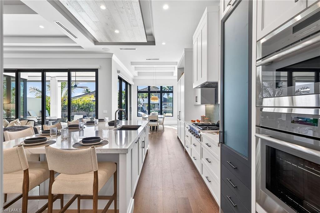 GOLDEN SHORES - Residential