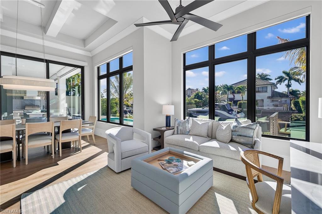 GOLDEN SHORES - Residential