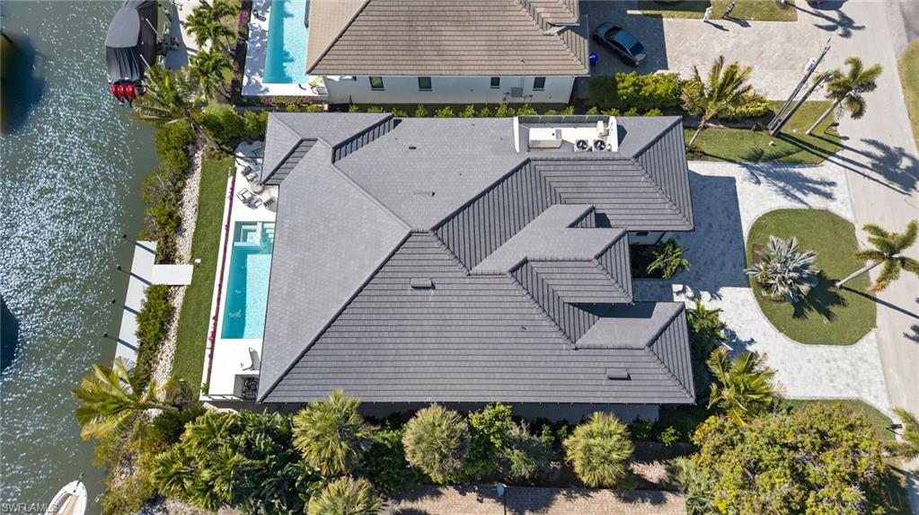 GOLDEN SHORES - Residential