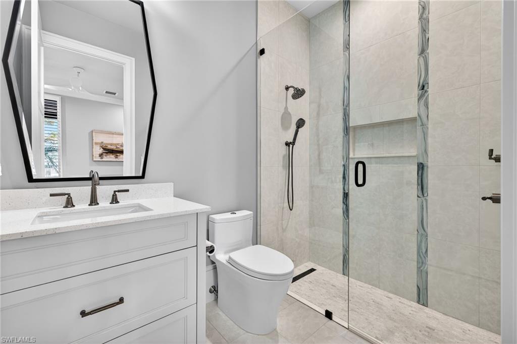 GOLDEN SHORES - Residential