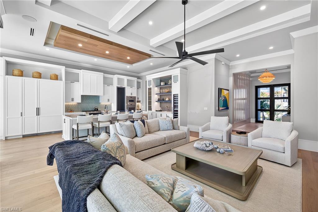 GOLDEN SHORES - Residential