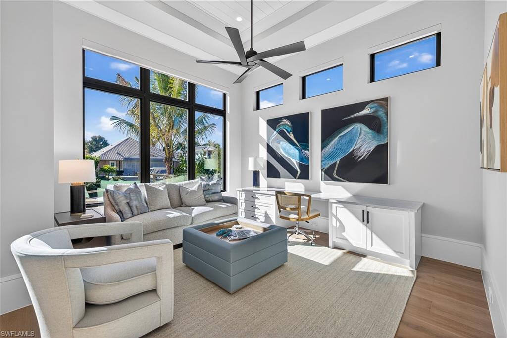 GOLDEN SHORES - Residential