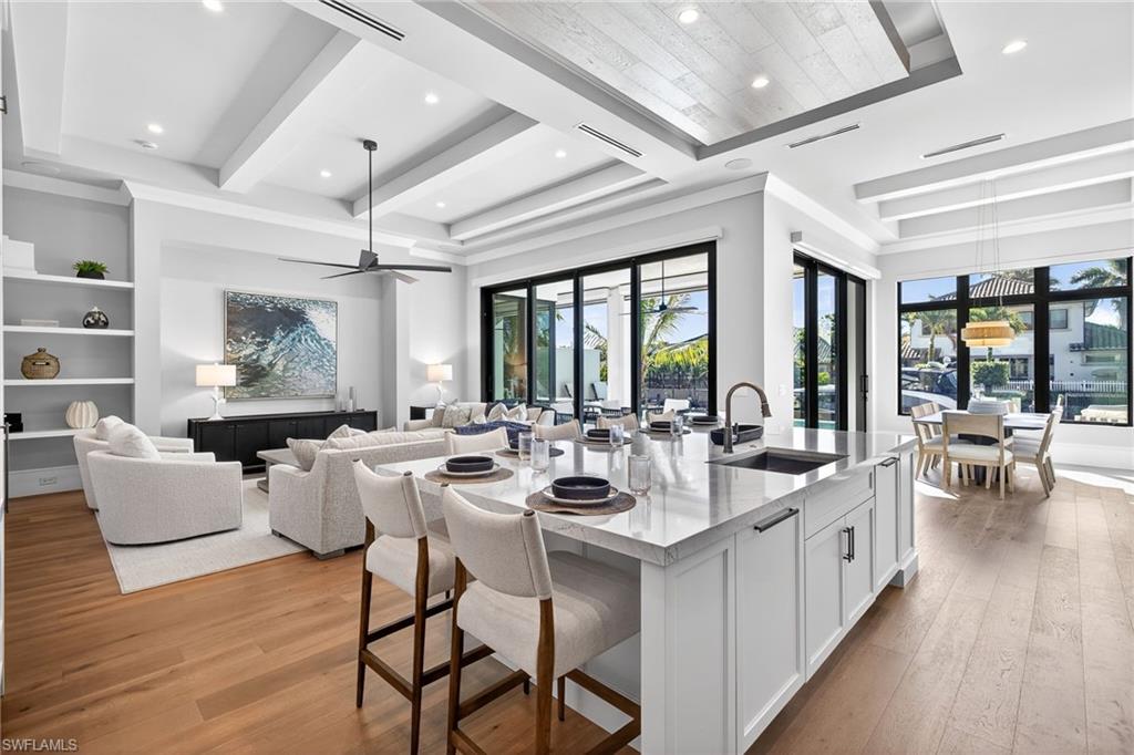 GOLDEN SHORES - Residential