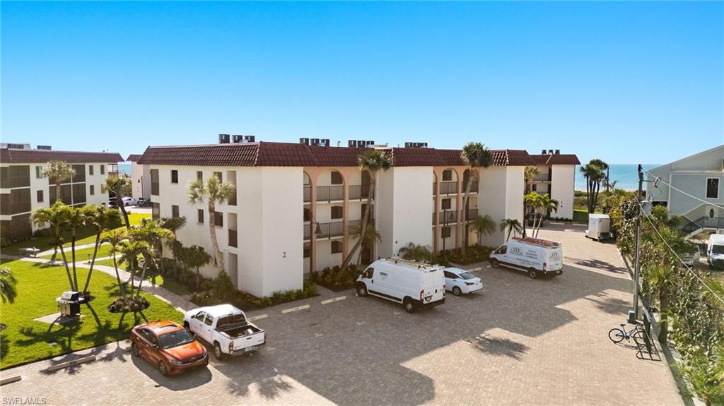 SANDALFOOT CONDOMINIUM - Residential