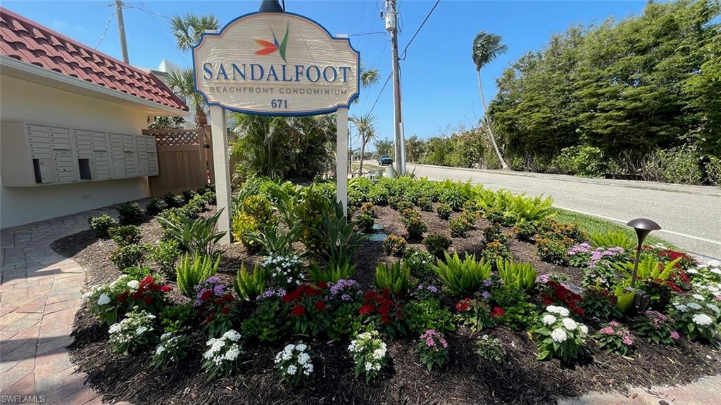 SANDALFOOT CONDOMINIUM - Residential