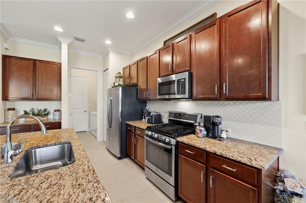 DANIELS PLACE - Residential