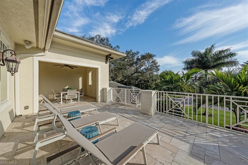 MOORINGS - Residential