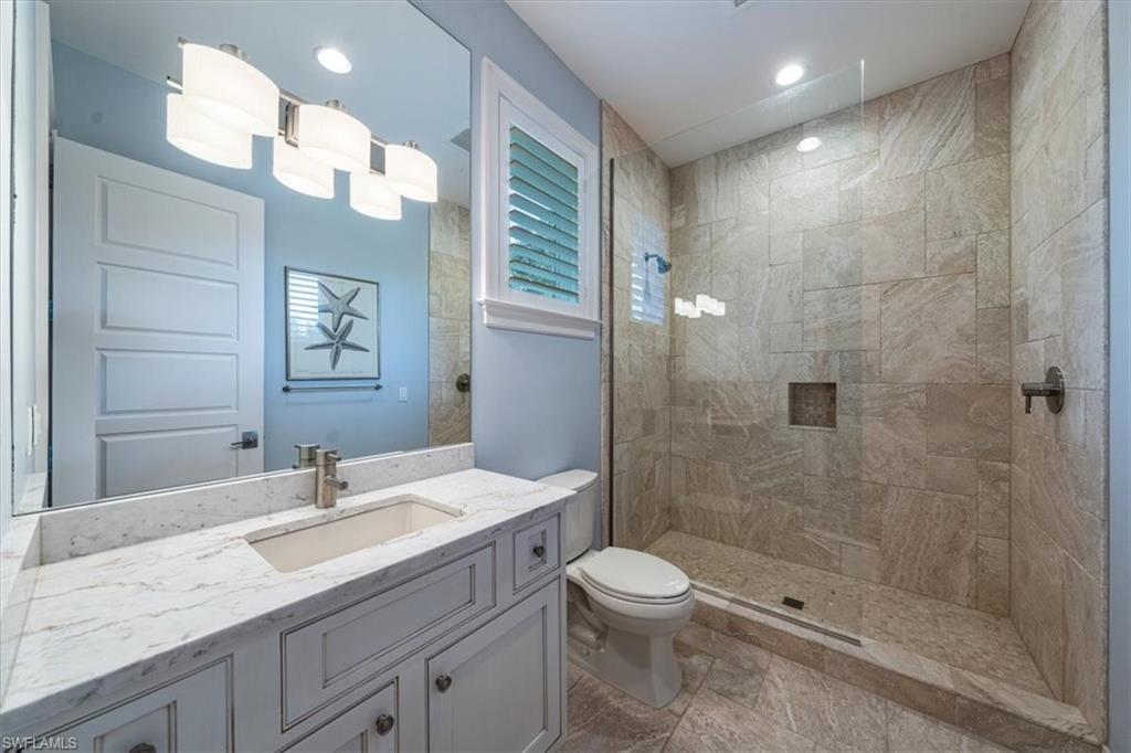 MOORINGS - Residential