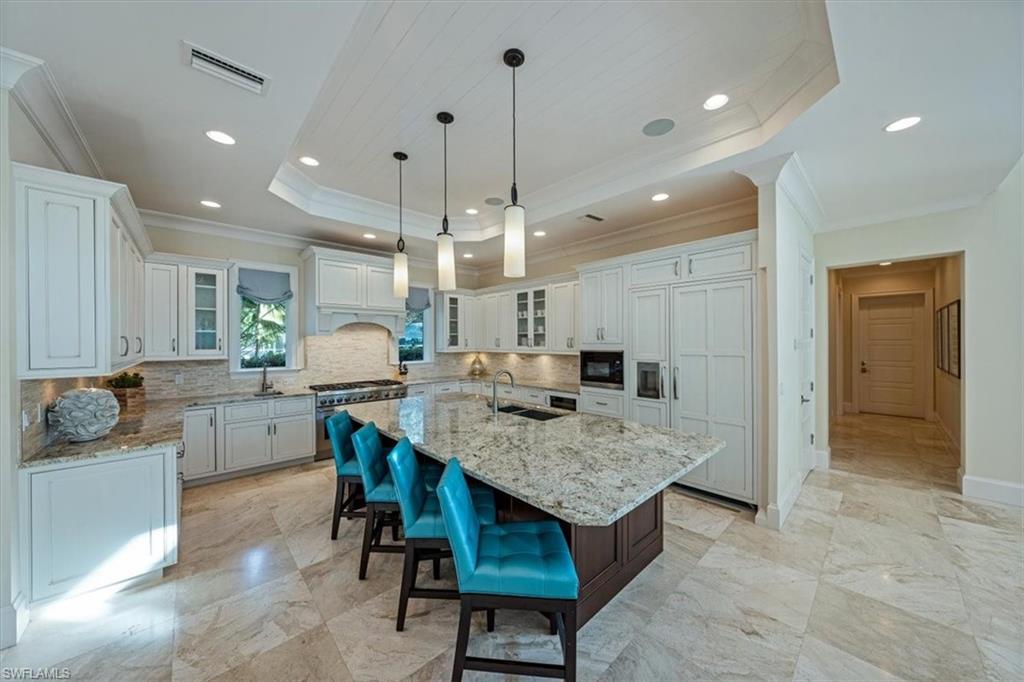 MOORINGS - Residential