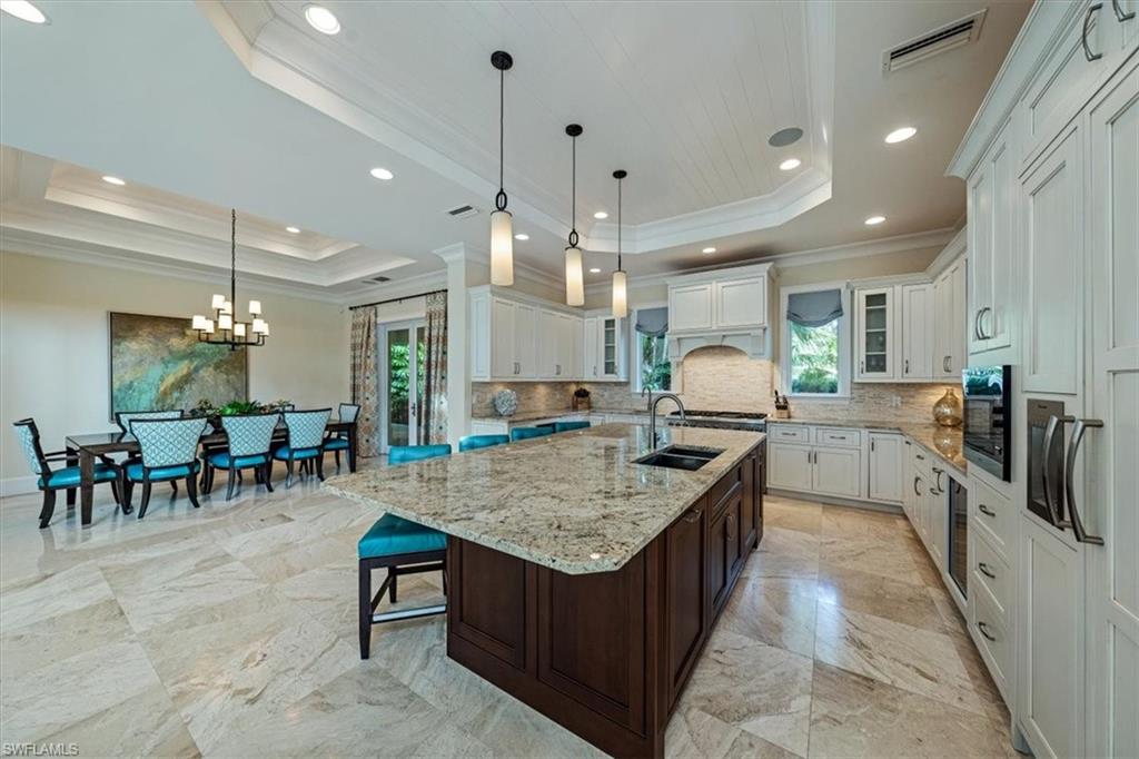 MOORINGS - Residential