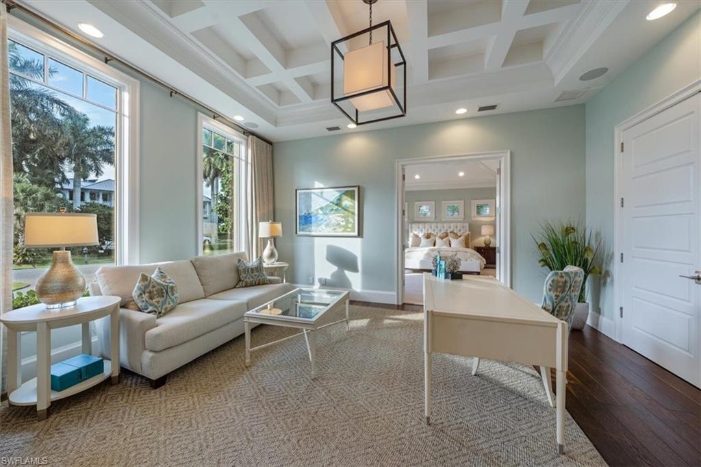 MOORINGS - Residential