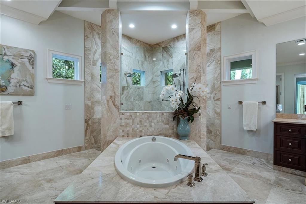 MOORINGS - Residential