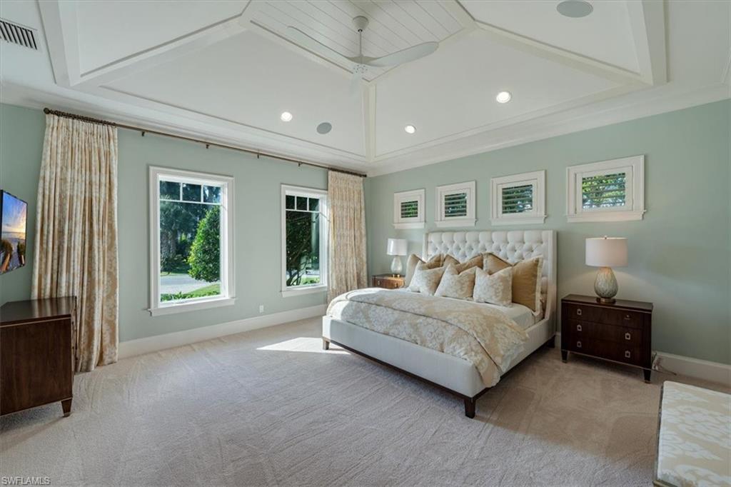 MOORINGS - Residential