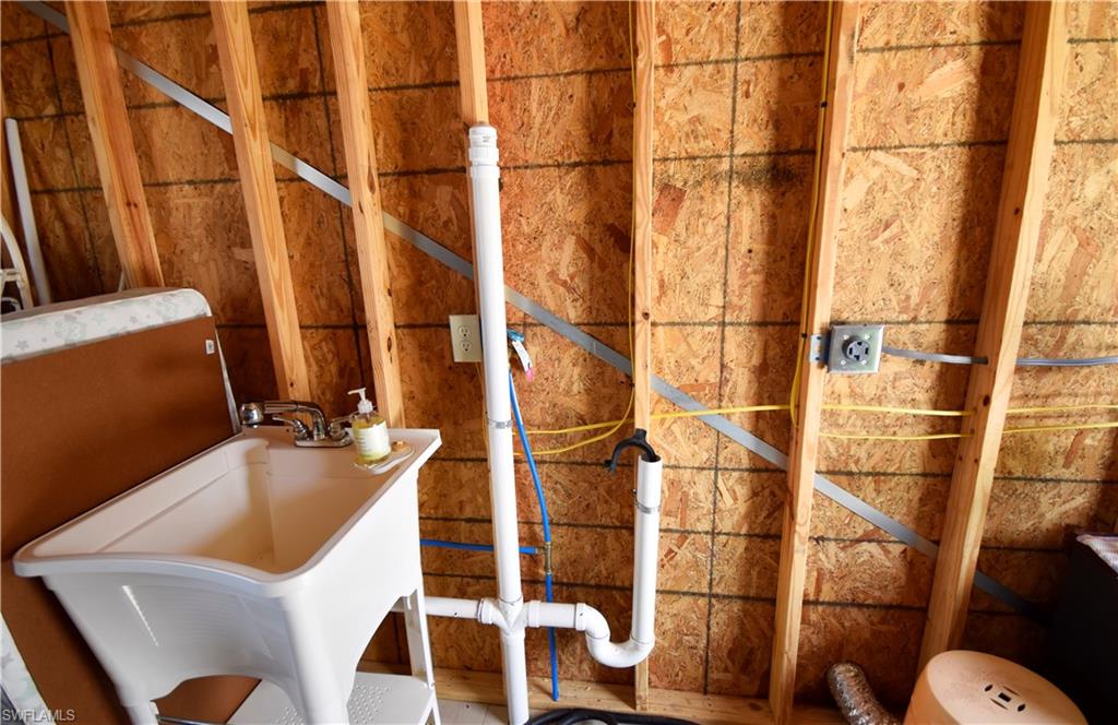 CYPRESS TRAIL RV RESORT - Land