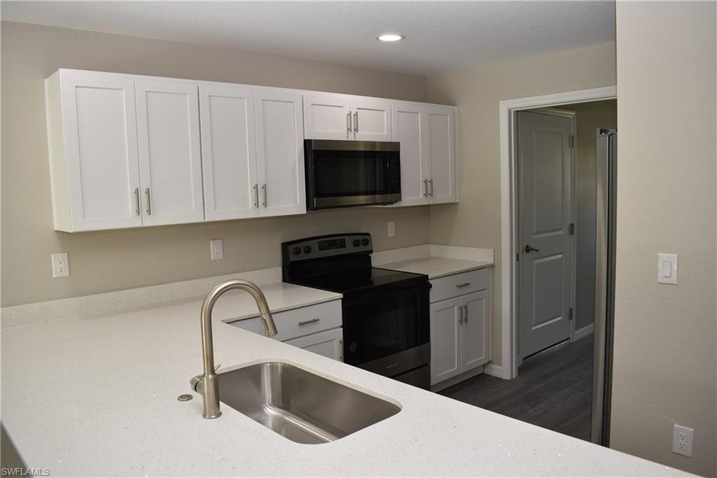 NORTH PORT - Residential Lease