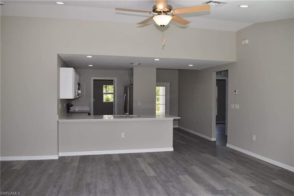 NORTH PORT - Residential Lease