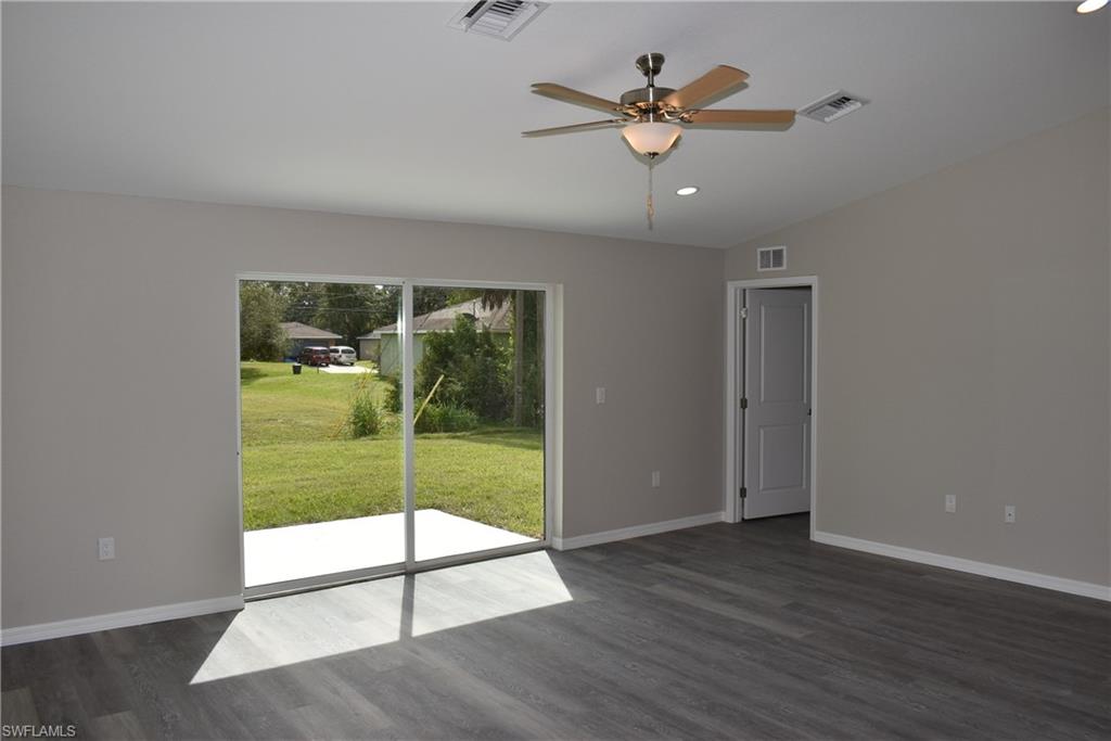 NORTH PORT - Residential Lease