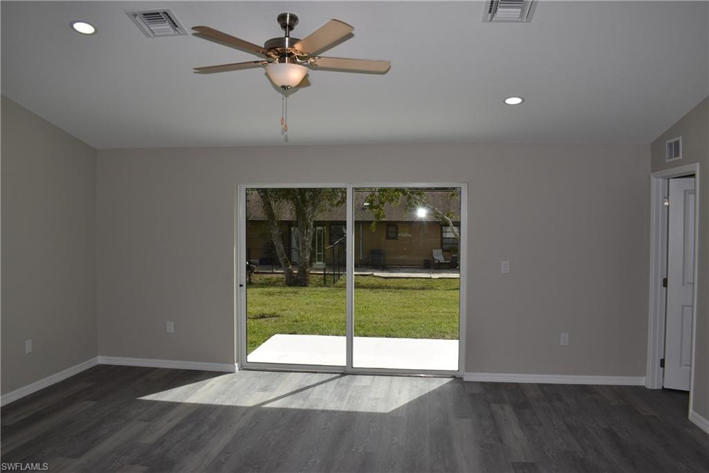 NORTH PORT - Residential Lease