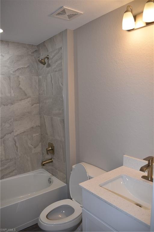 NORTH PORT - Residential Lease