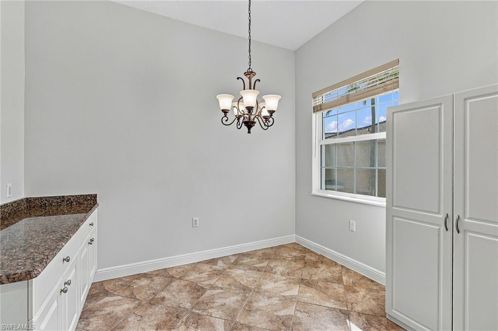 3142 Aviamar CIR 201