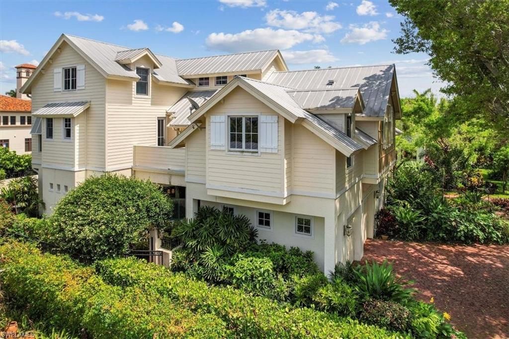 Photo of 215 5th ST S, NAPLES, FL 34102 (MLS # 225077293)