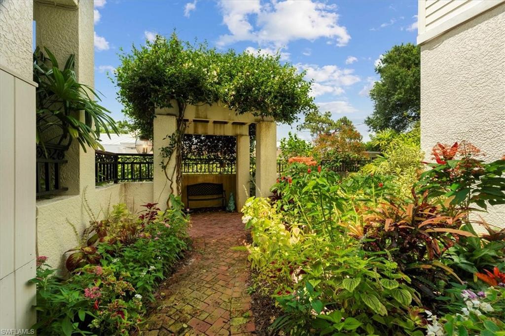 WEATHERWOOD - Residential