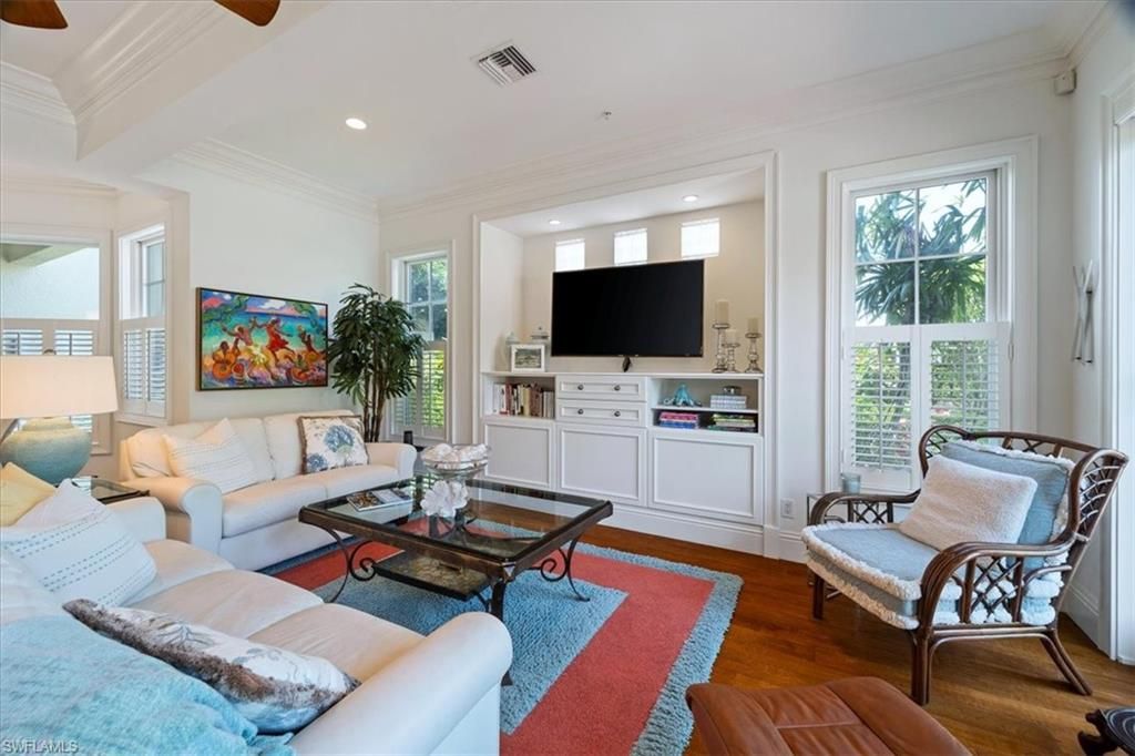 Photo of 215 5th ST S, NAPLES, FL 34102 (MLS # 225077293)