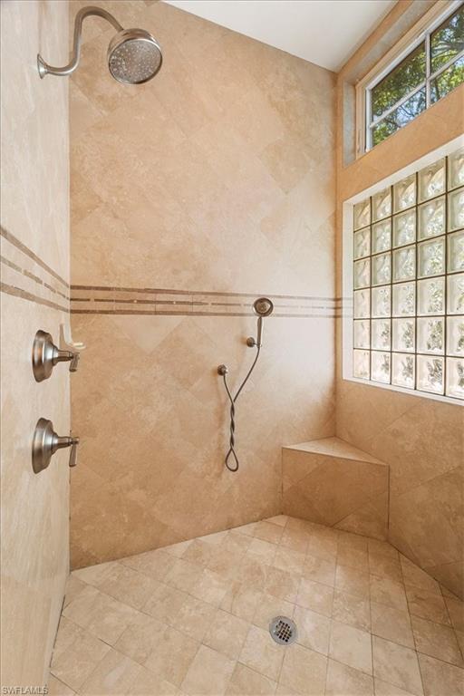 WEATHERWOOD - Residential