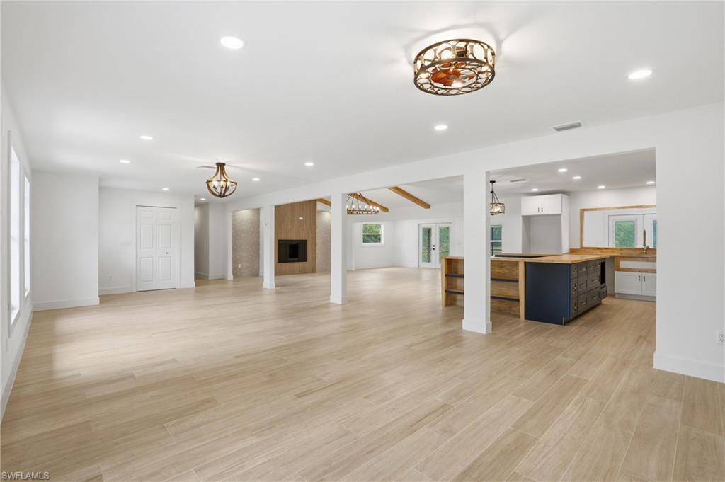 BRIARCLIFF DOWNS - Residential