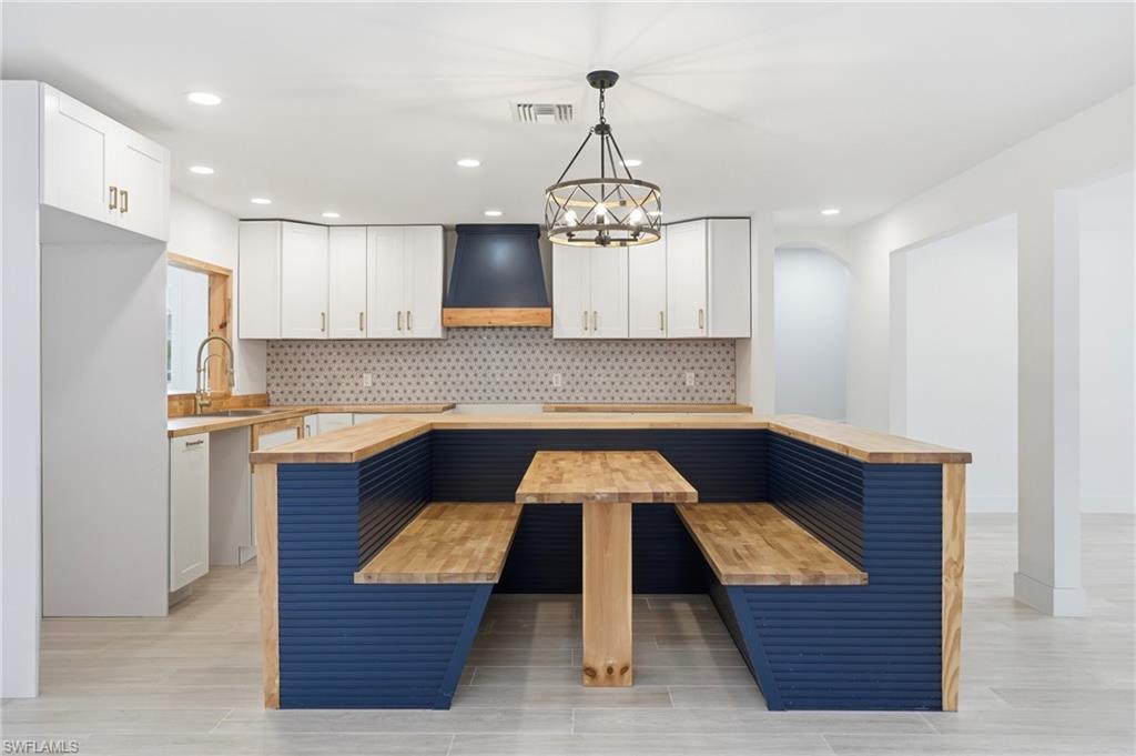 BRIARCLIFF DOWNS - Residential