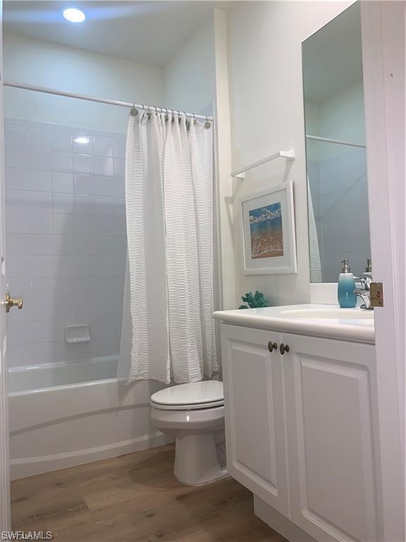 SWEETWATER BAY - Residential