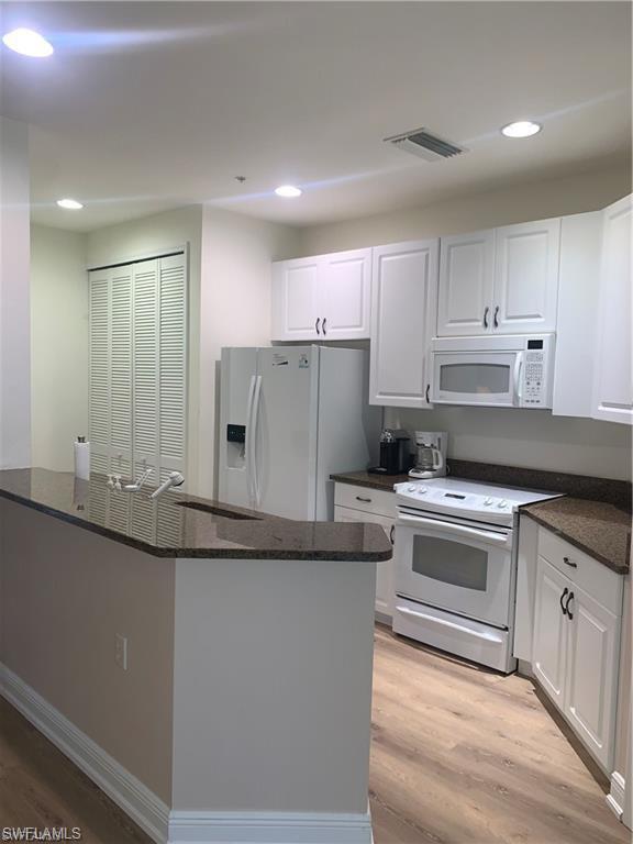 SWEETWATER BAY - Residential