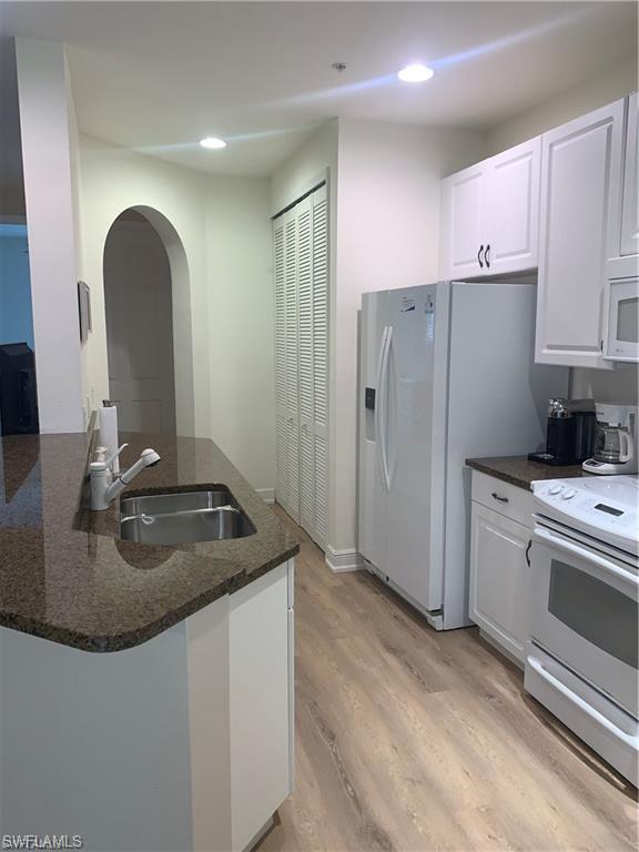 SWEETWATER BAY - Residential