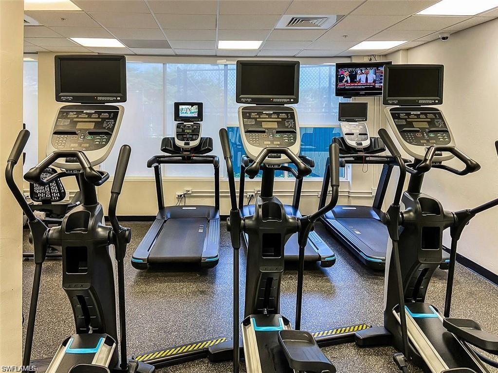 SWEETWATER BAY - Residential