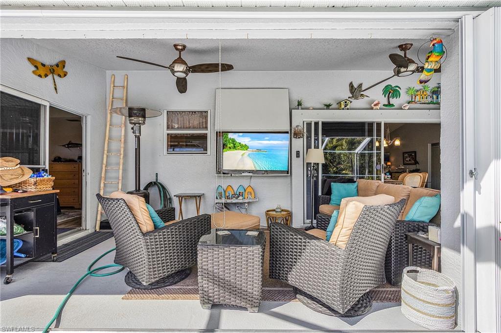 CHARLOTTE SHORES - Residential