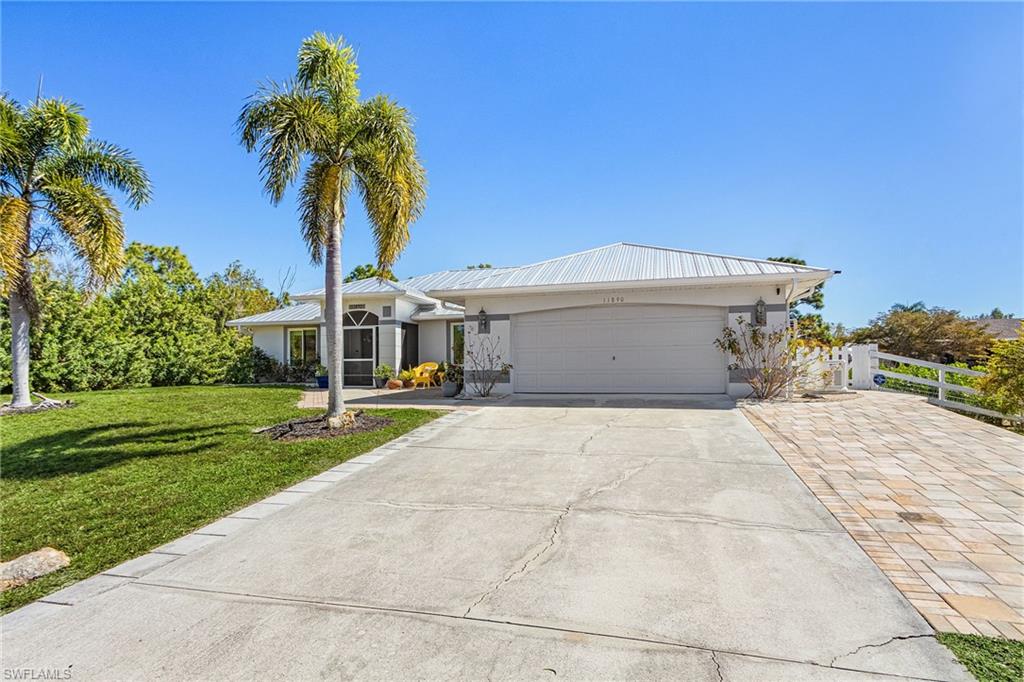 CHARLOTTE SHORES - Residential