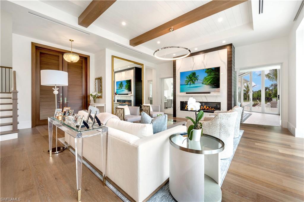 OLDE NAPLES - Residential