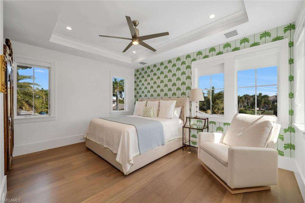 OLDE NAPLES - Residential