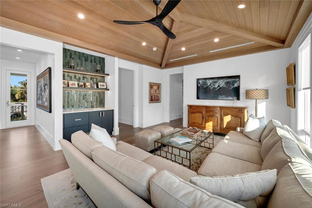 OLDE NAPLES - Residential