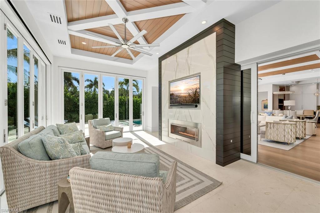 OLDE NAPLES - Residential