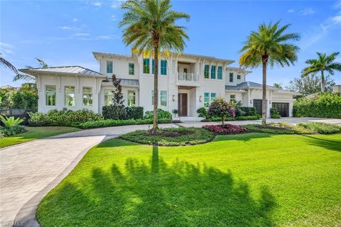 Photo of 330 Broad AVE N, NAPLES, FL 34102 (MLS # 226004065)