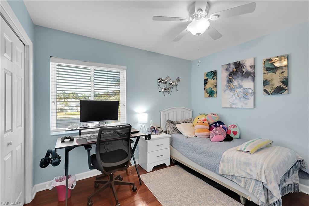 REFLECTION LAKES - Residential