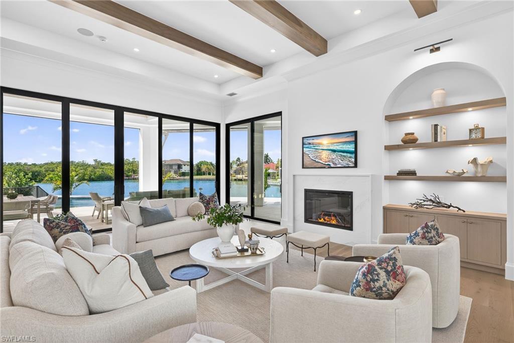 MARCO ISLAND - Residential