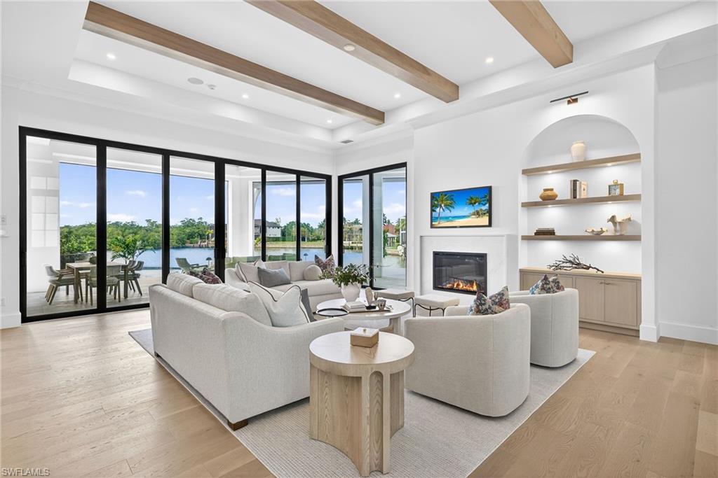 MARCO ISLAND - Residential