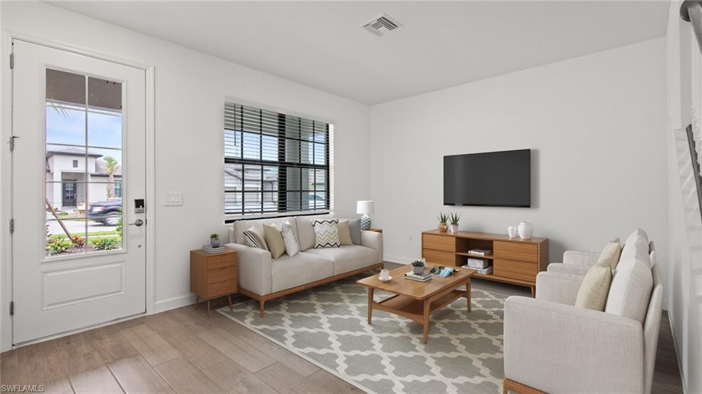 MAPLE POINT - Residential